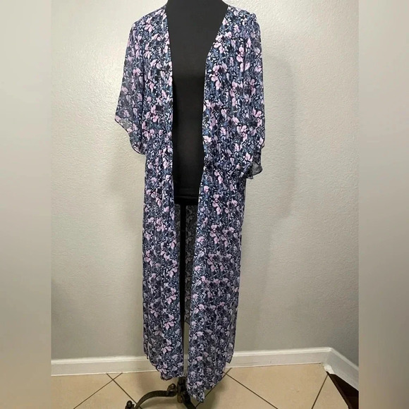 VINCE CAMUTO Women's Navy Multi Floral Chiffon Duster Shirt Top 1x - Picture 2 of 7